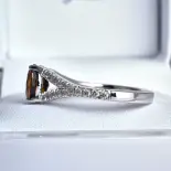 Pierścionek z aleksandrytem naturalnym